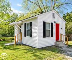 featured image of 604 S 7th St