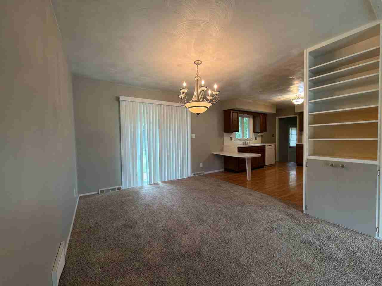 56099 River Shore Ln - Photo 5 of 25