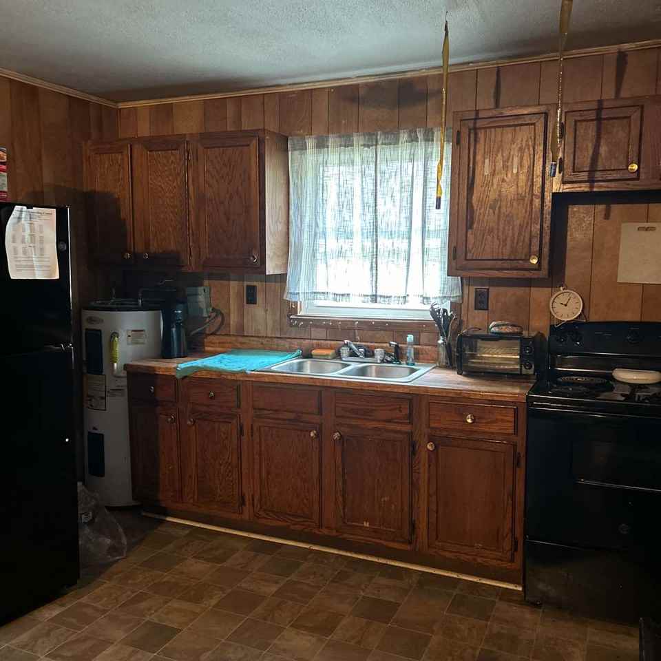 1908 Poplar St #A - Photo 3 of 4
