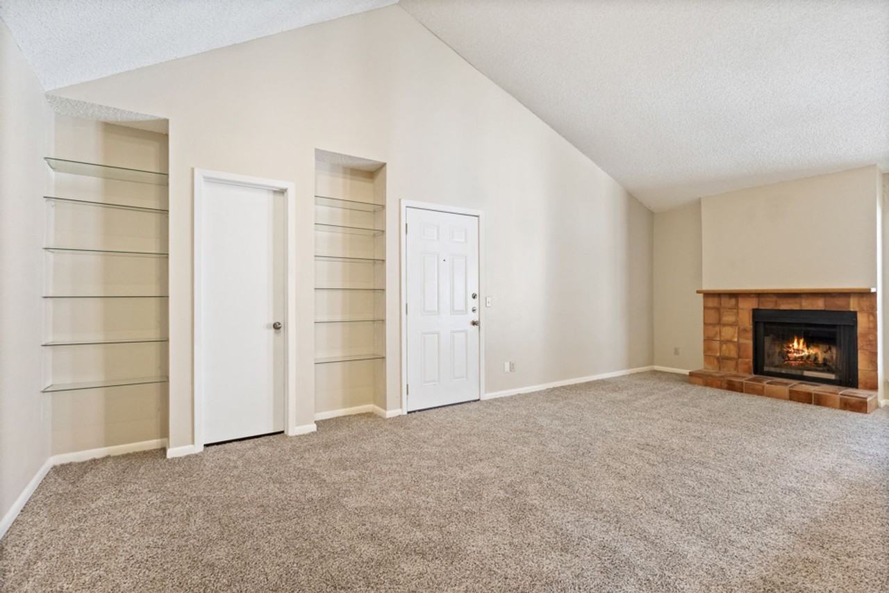 2255 Thousand Oaks Dr #504 - Photo 5 of 24