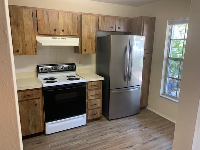 1136 Dover Ct #1 - Photo 3 of 10