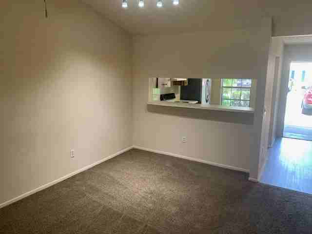 1136 Dover Ct #1 - Photo 6 of 10