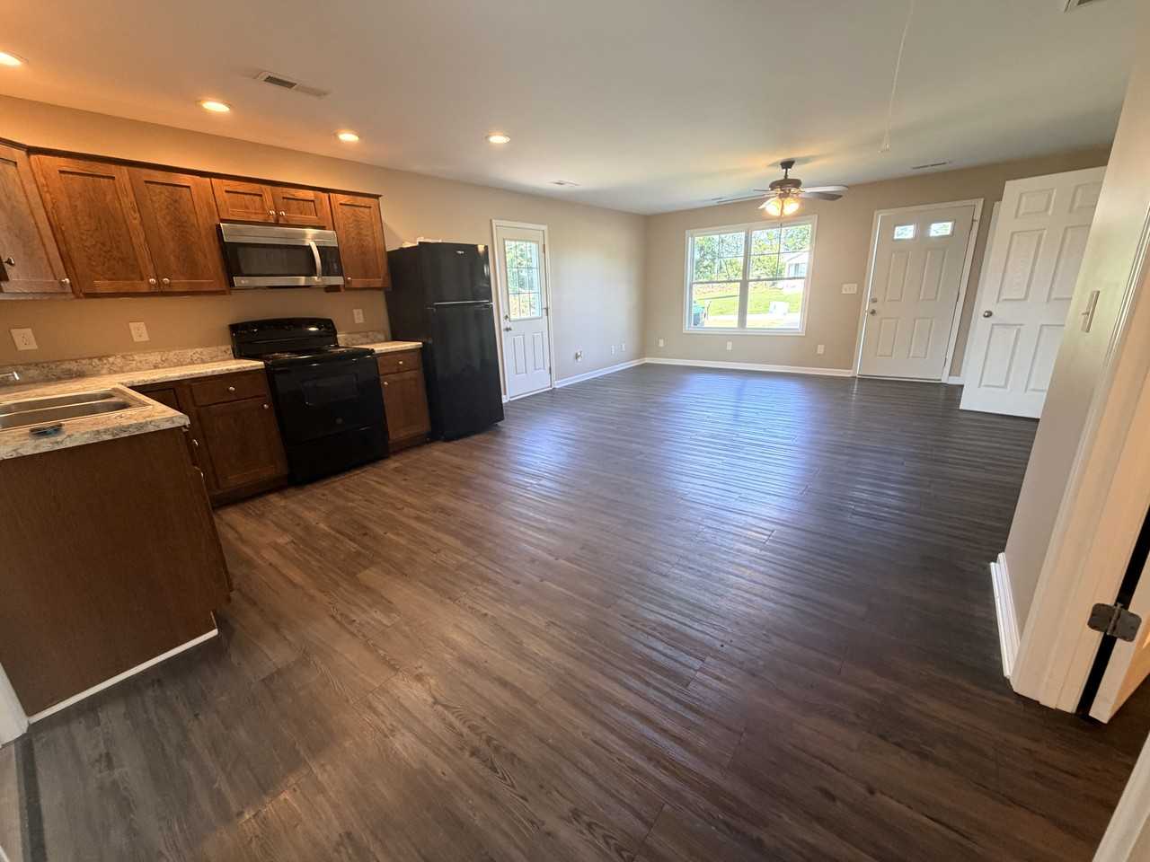 156 B White Rd #1 - Photo 3 of 14