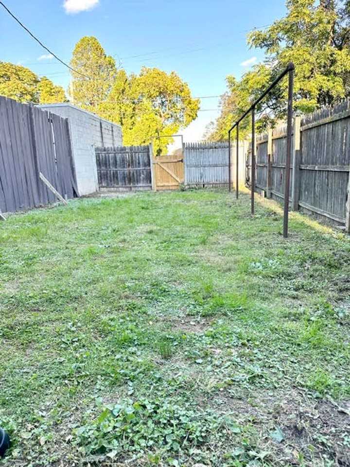241 N Newberry St #2 - Photo 5 of 21