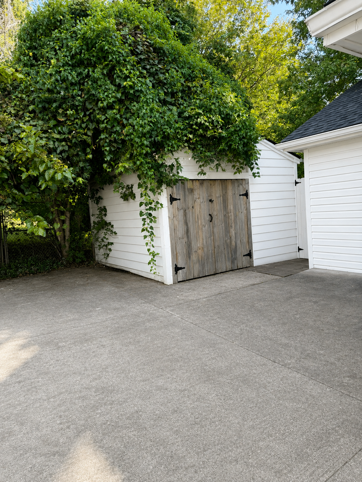 218 Glass Ave #1 - Photo 7 of 9