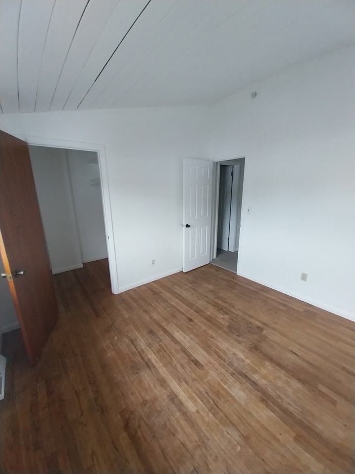 242 E Prospect St #242 - Photo 7 of 7