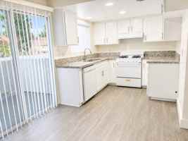 featured image of 174 S Van Buren St
