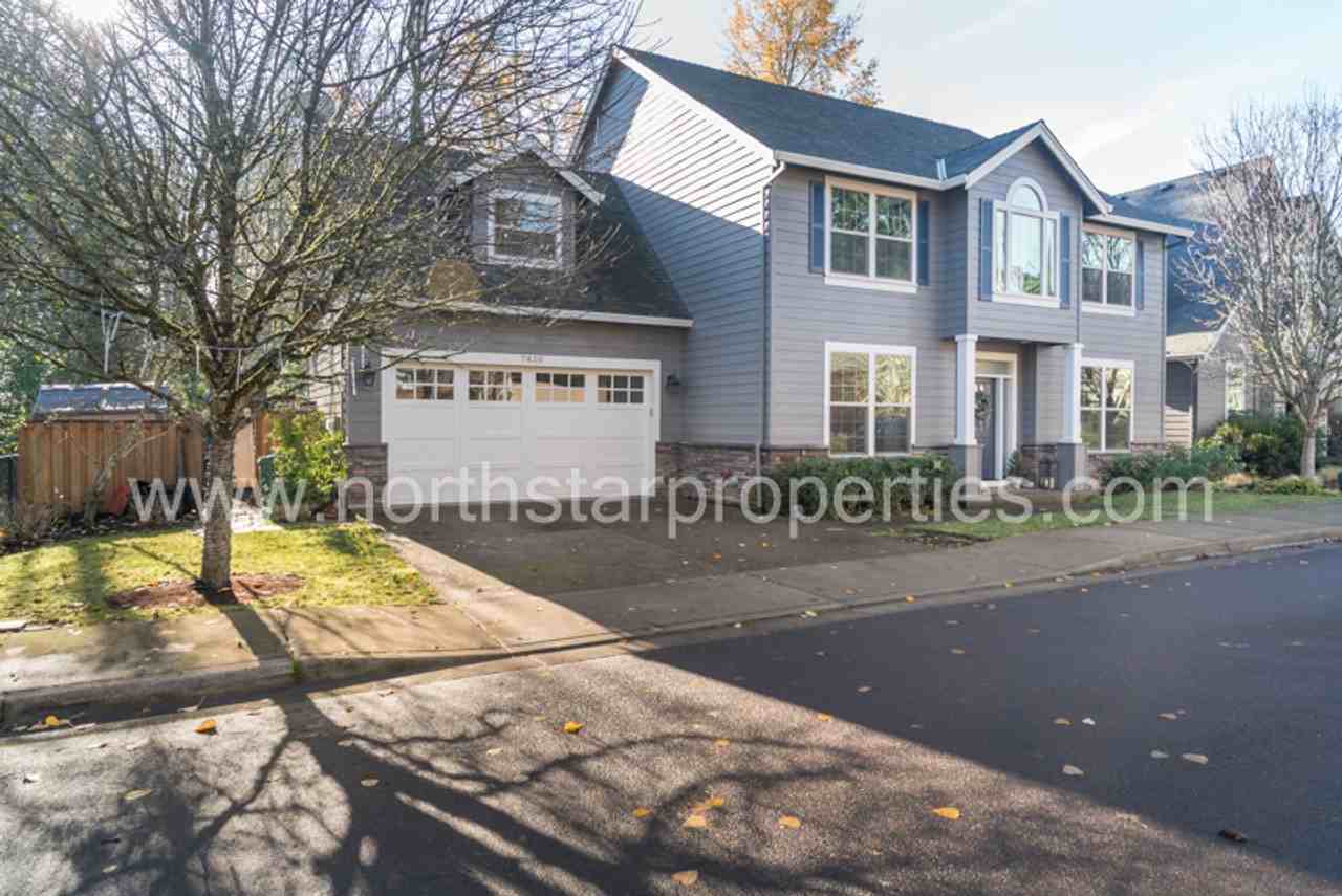 7830 Sw Litz Ct - Photo 3 of 36