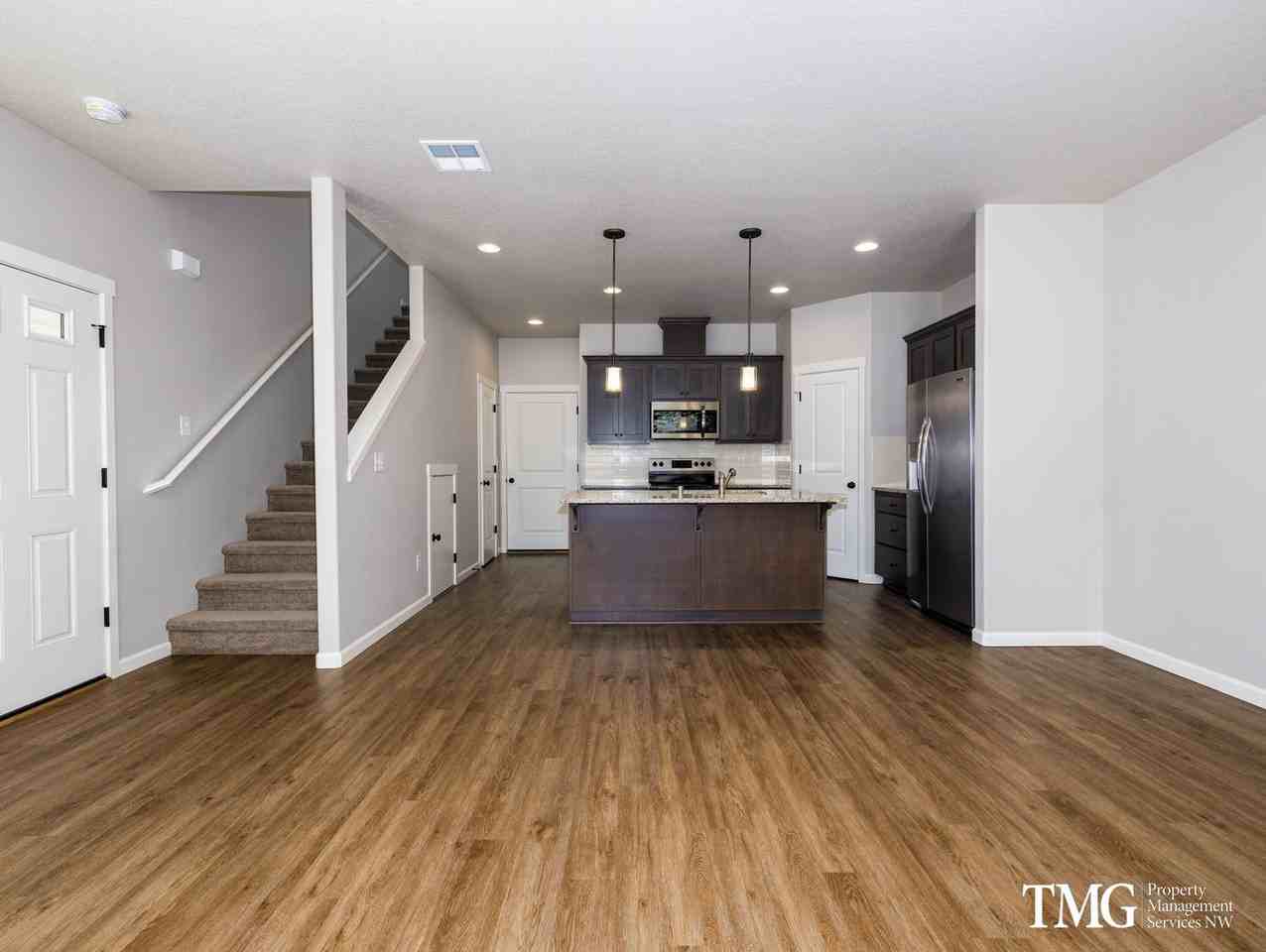 11311 Ne 14th Ct - Photo 2 of 20