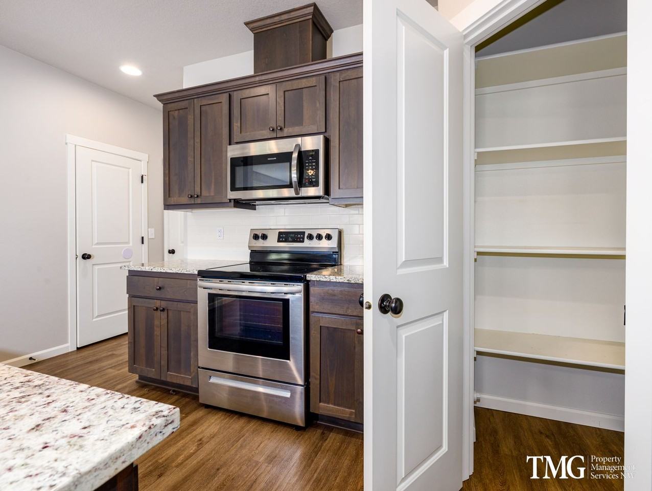 11311 Ne 14th Ct - Photo 4 of 20