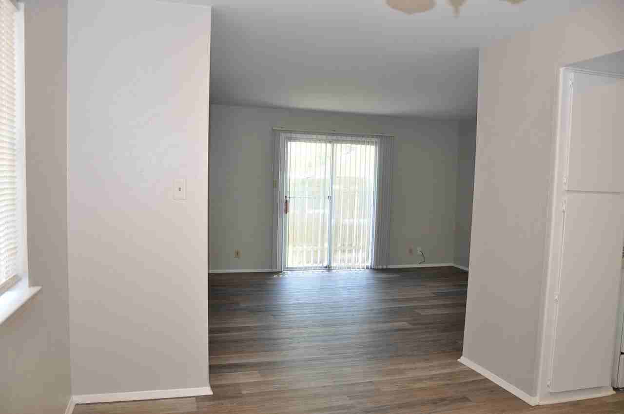 10810 Topperwein Dr #A - Photo 3 of 14