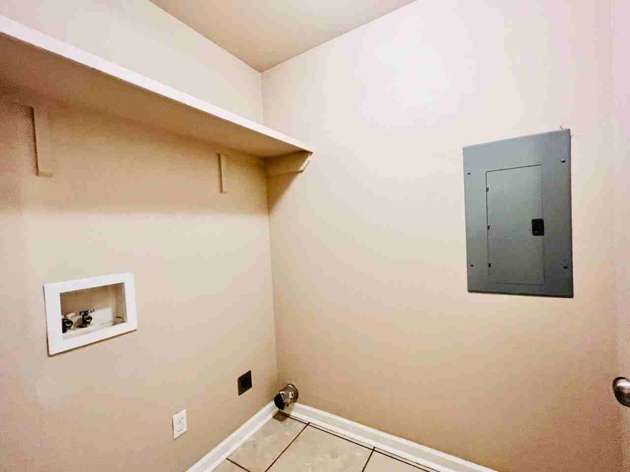 105 Trinidad Cir - Photo 7 of 15