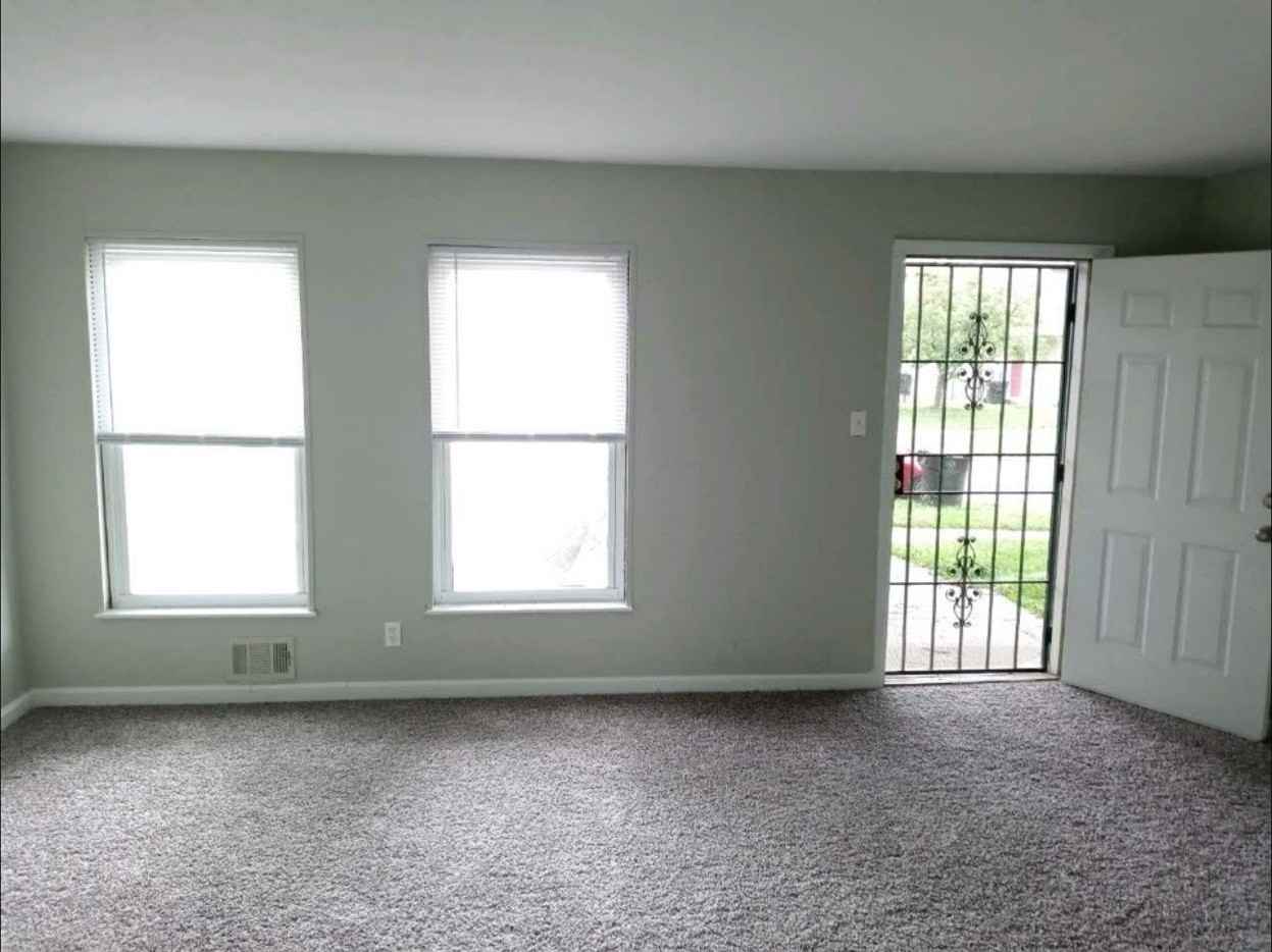 3508 Chauncey Ave - Photo 2 of 13