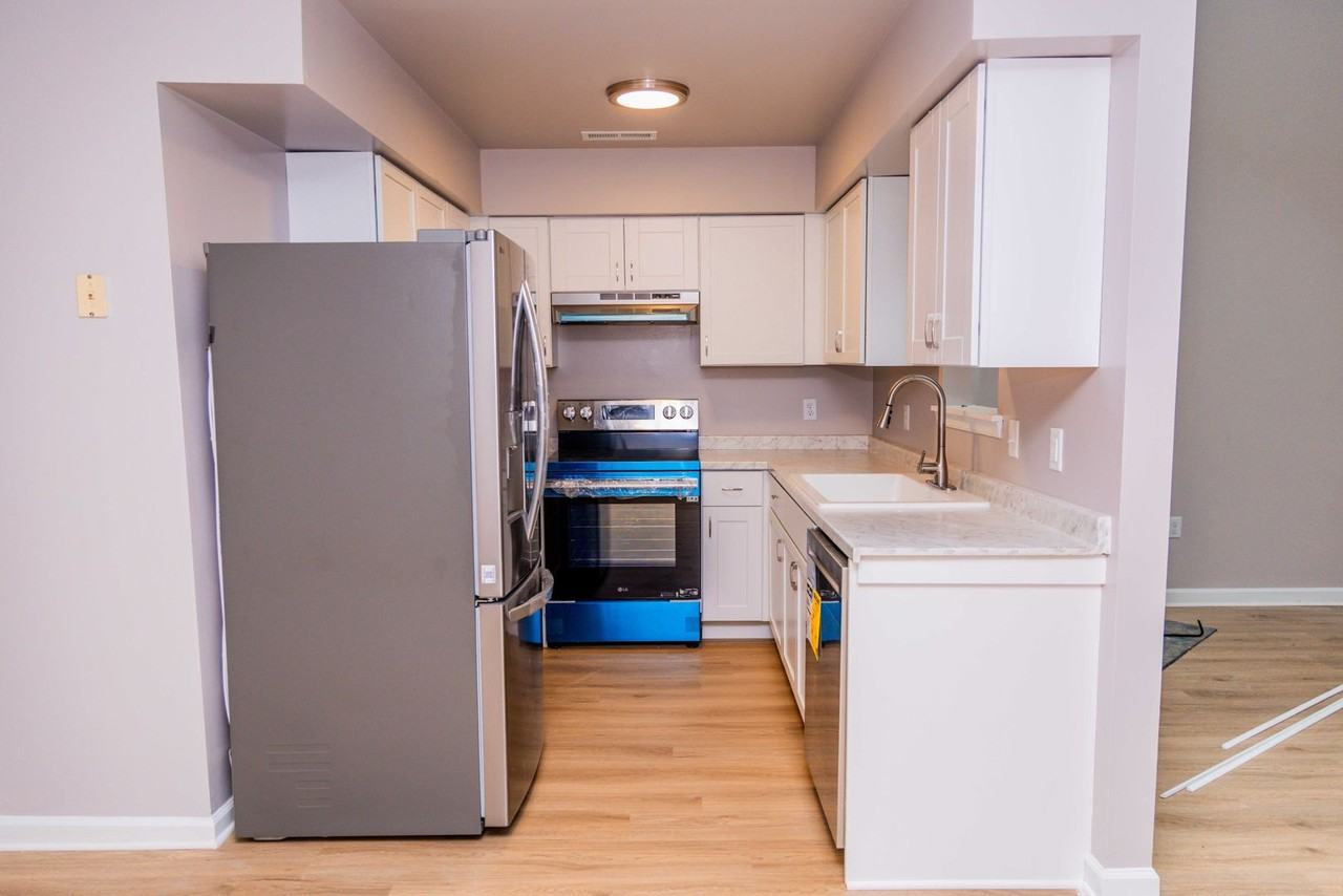 419 Riverside Ave - Photo 5 of 18