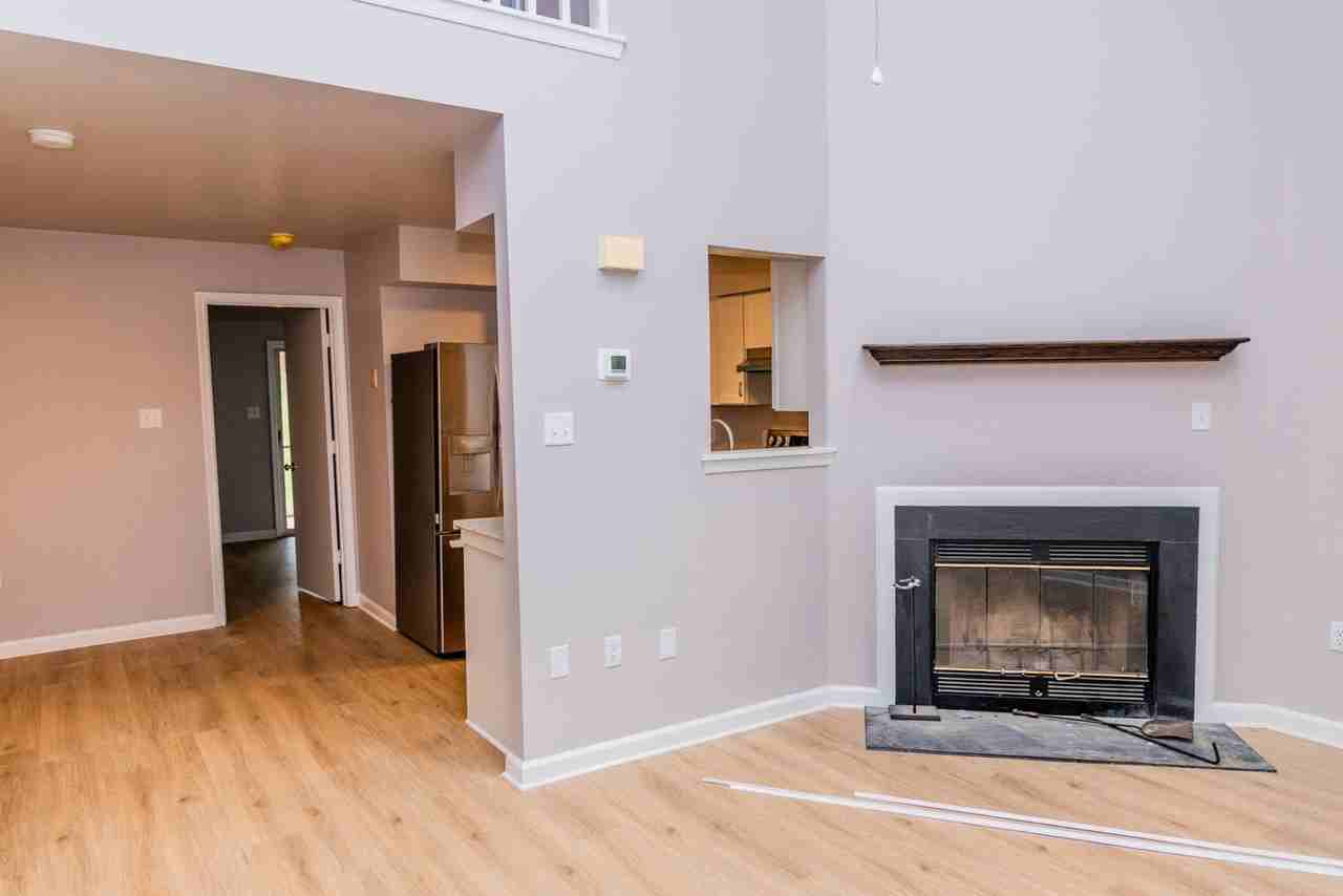 419 Riverside Ave - Photo 7 of 18
