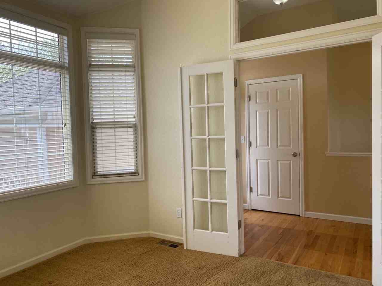 5742 Crestwood Dr - Photo 6 of 50