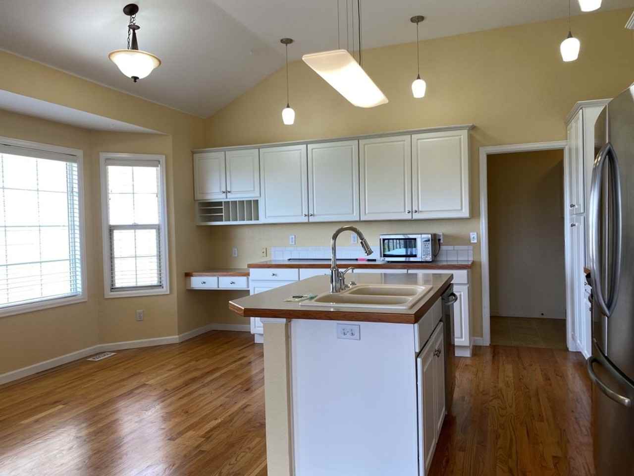 5742 Crestwood Dr - Photo 7 of 50