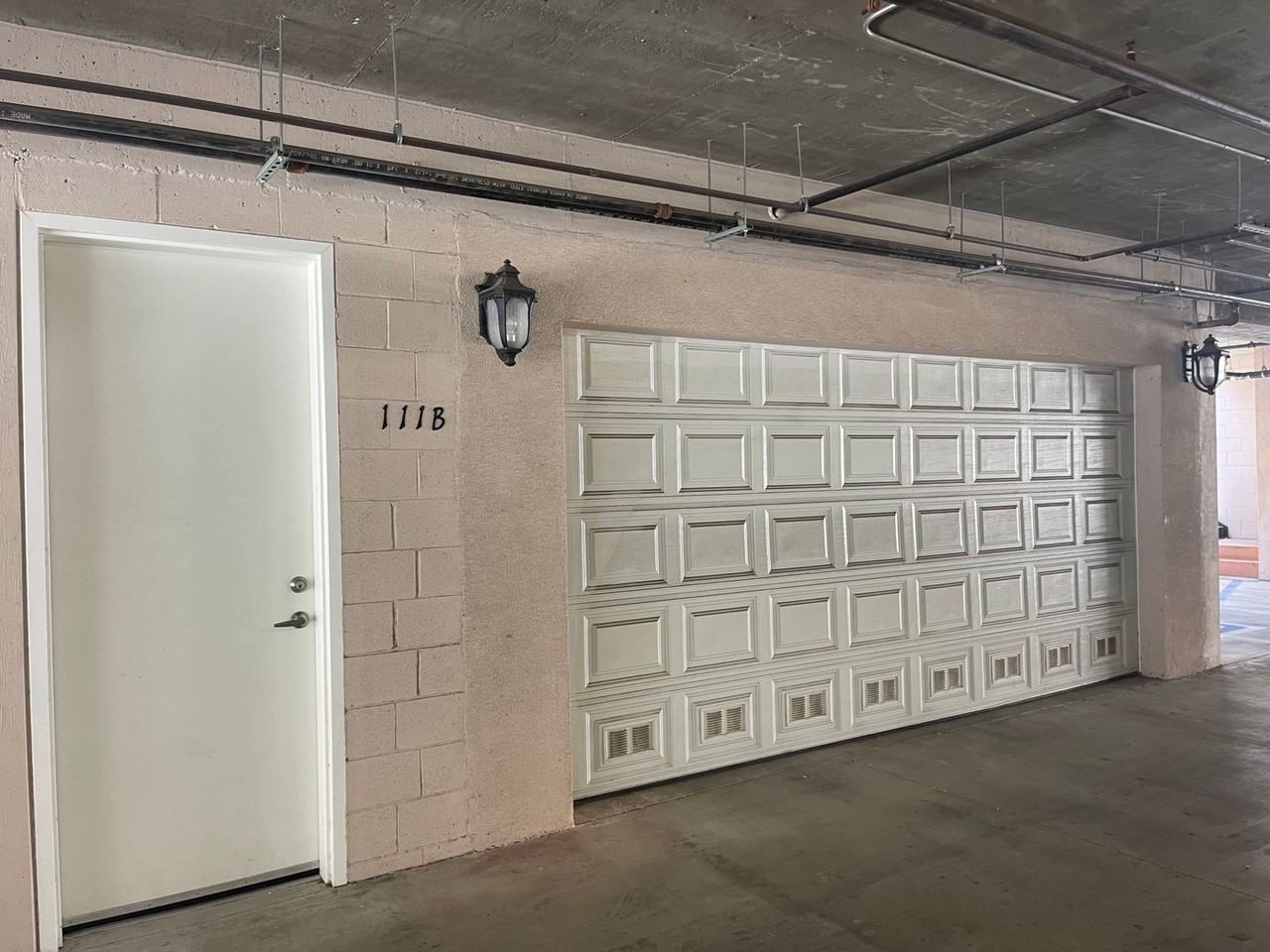 111 E Mclean St #B - Photo 2 of 25