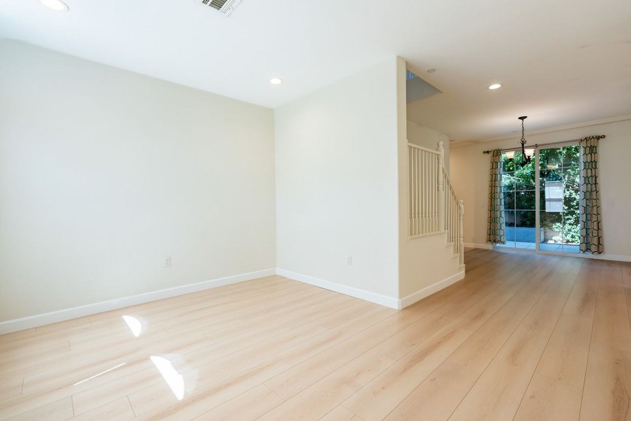 111 E Mclean St #B - Photo 5 of 25