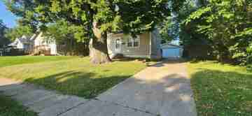 featured image of 2008 Lay St