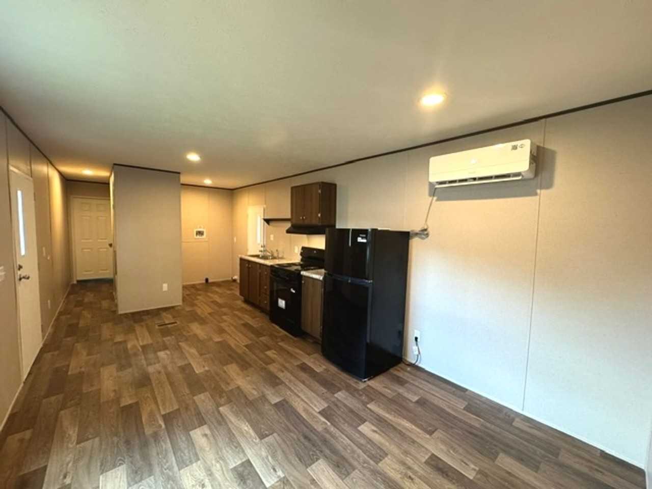1627 Coleman Rd - Photo 2 of 11