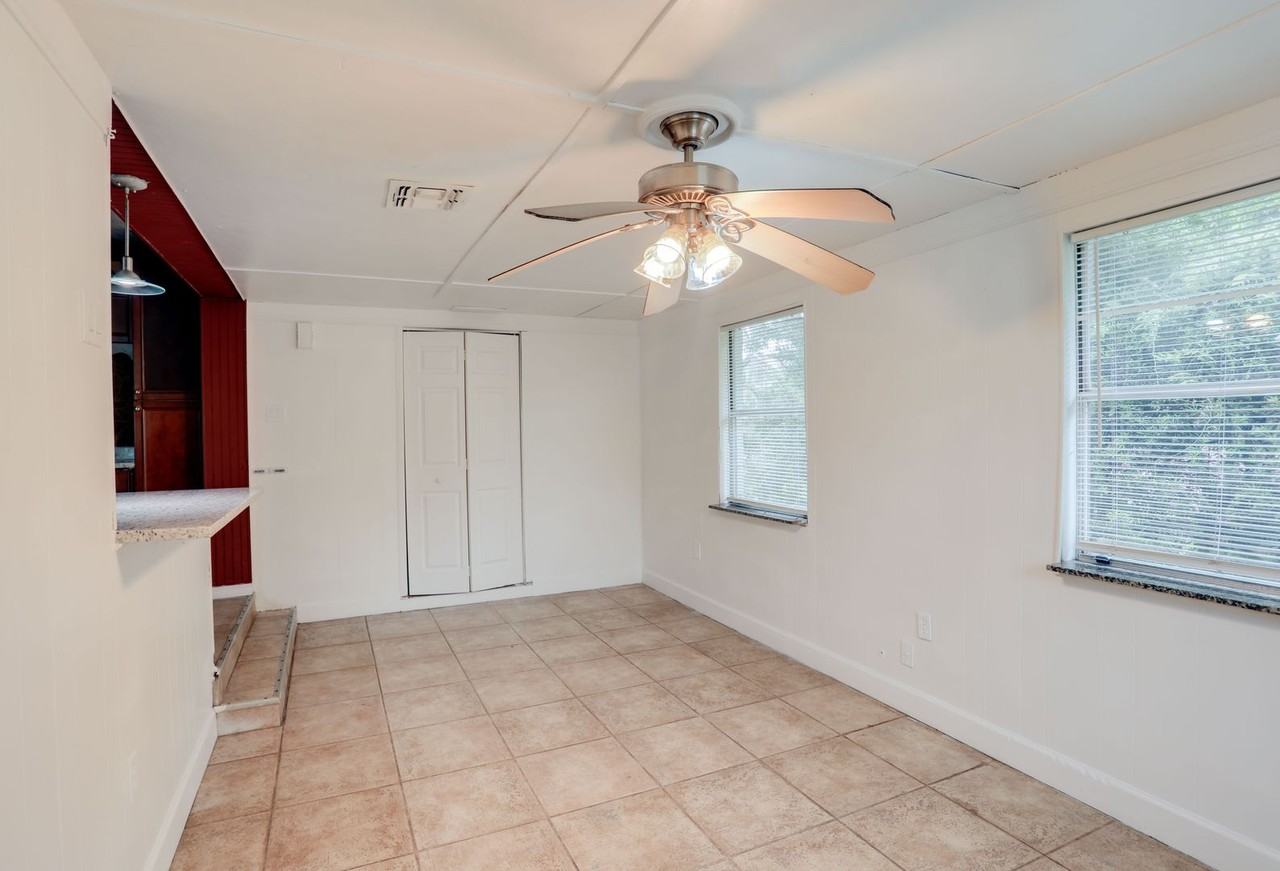 7608 Simms Ave - Photo 2 of 18