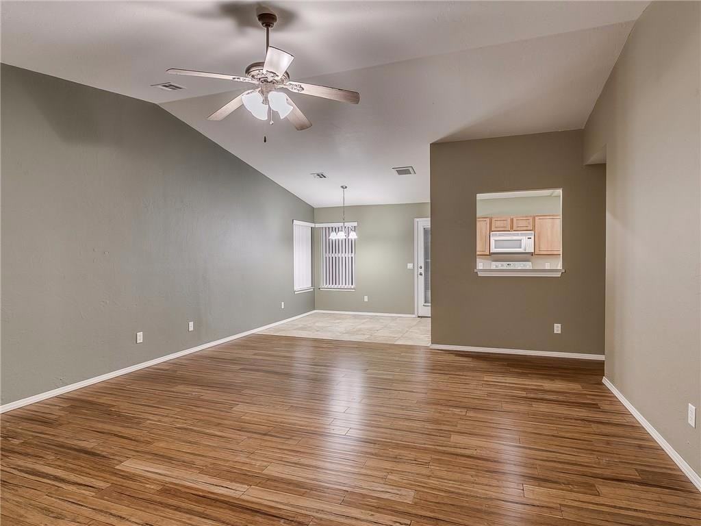 15505 Acacia Rd - Photo 3 of 7