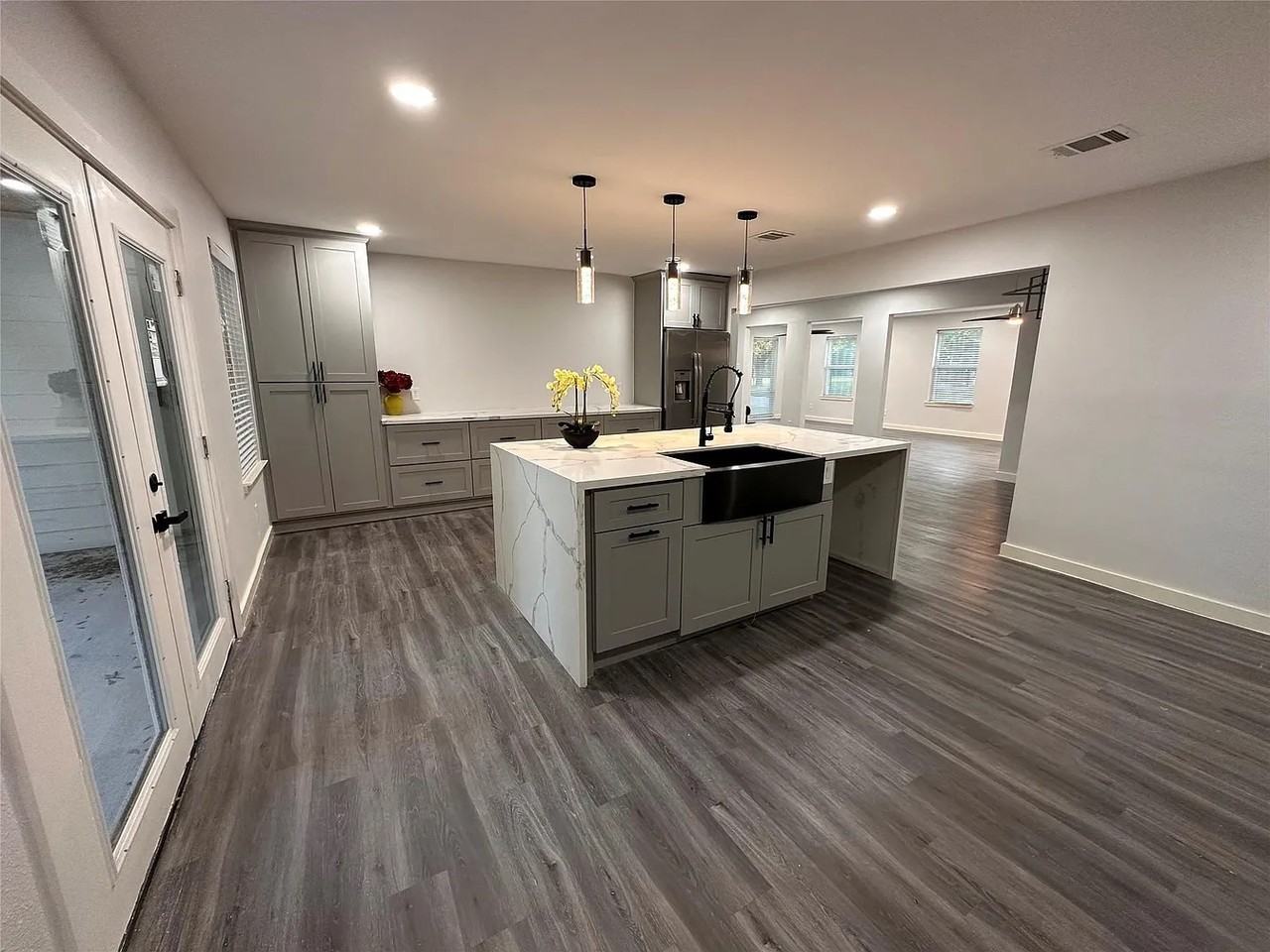8058 Longridge Drive - Photo 7 of 14