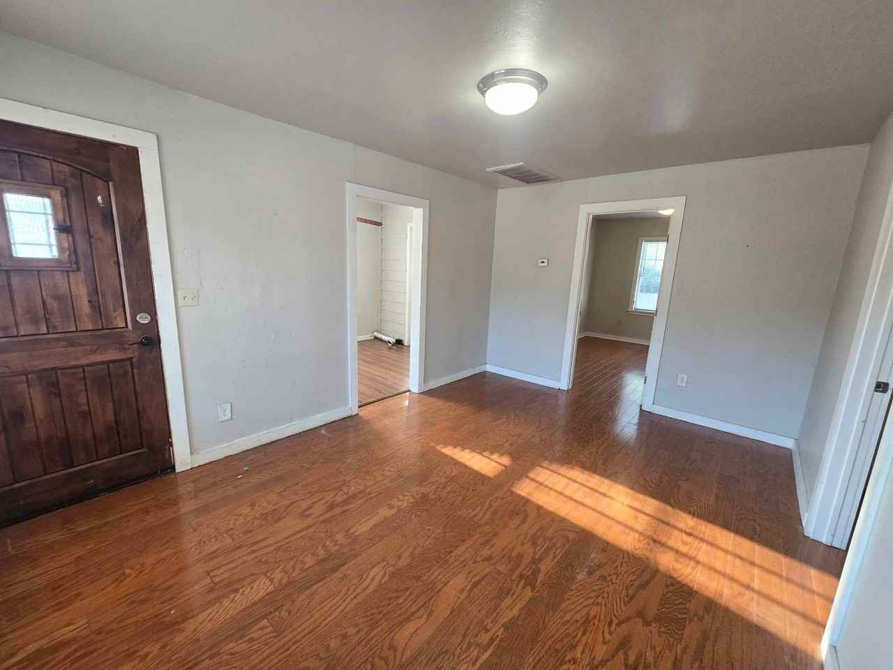 1144 Nw 83rd St - Photo 3 of 9