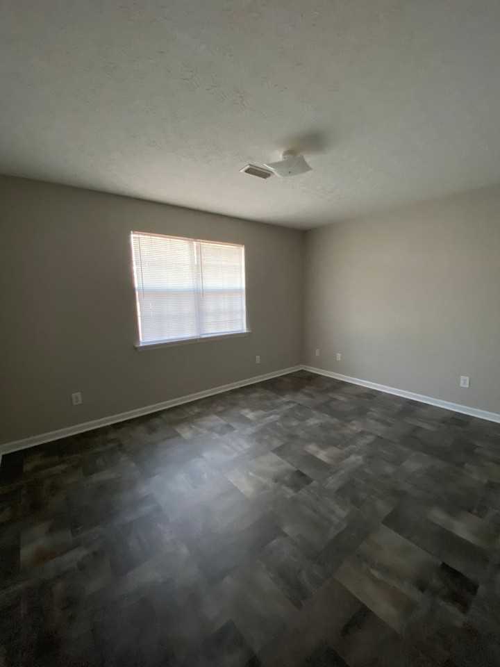 203B Tarver St Se - Photo 4 of 6