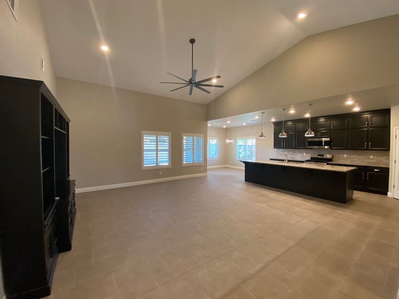 3163 Parks Ave - Photo 2 of 38