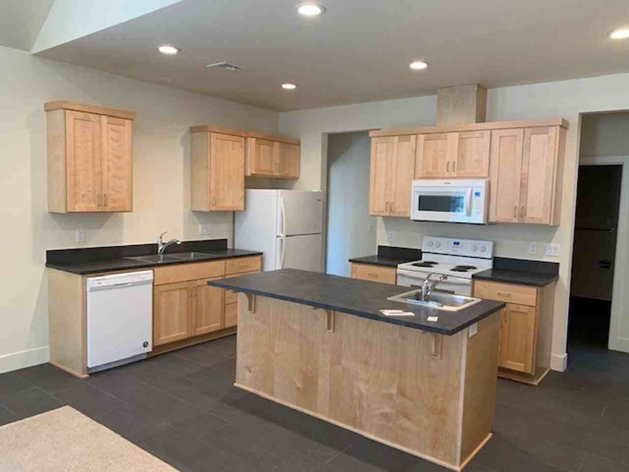 340 Mia Ln - Photo 2 of 12