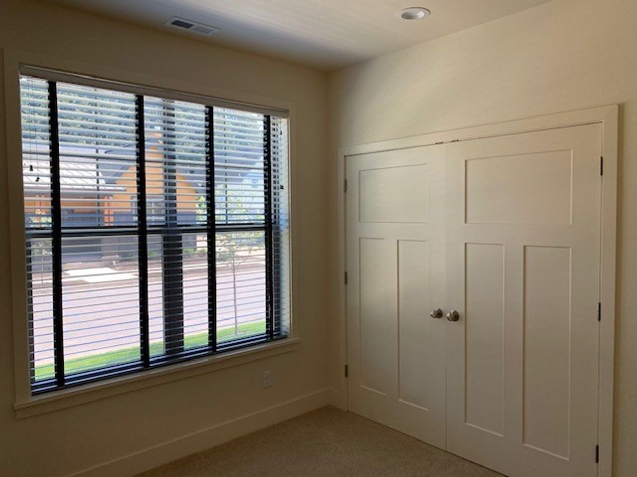 340 Mia Ln - Photo 6 of 12