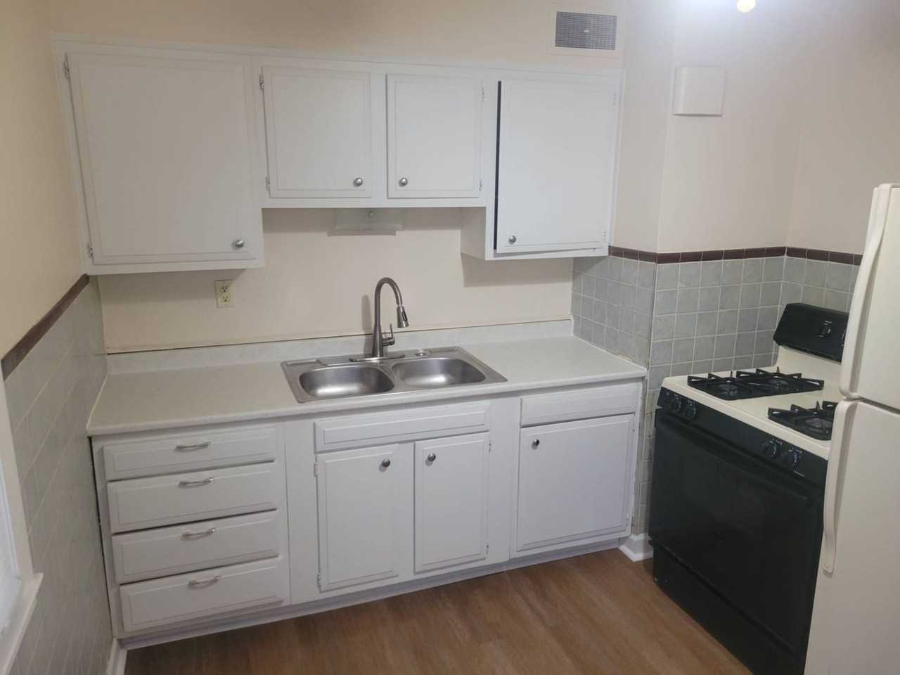 3609 N 36th St - Photo 2 of 13
