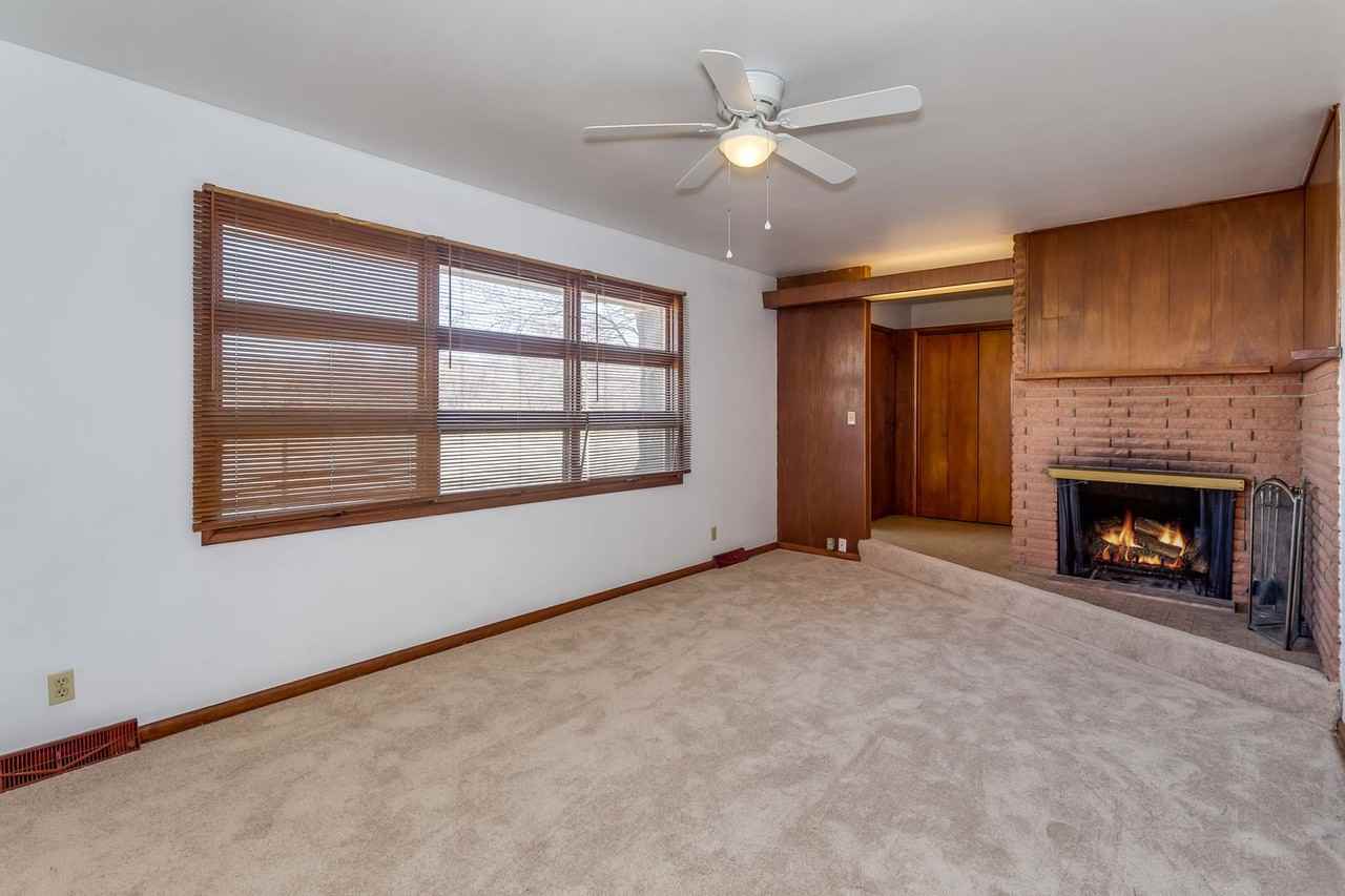 4339 S Meridian Ave - Photo 2 of 11
