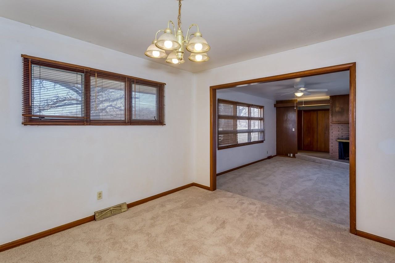 4339 S Meridian Ave - Photo 3 of 11