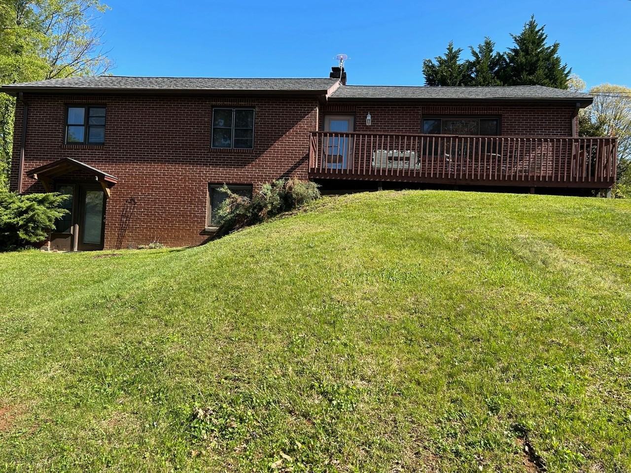 205 Padgettown Rd - Photo 3 of 45