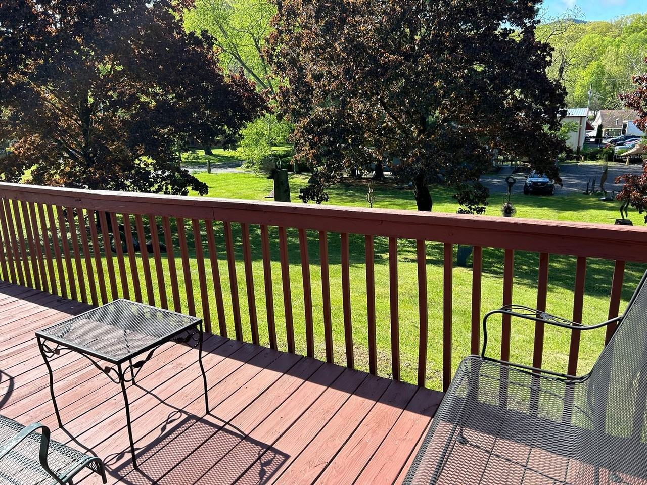 205 Padgettown Rd - Photo 2 of 45