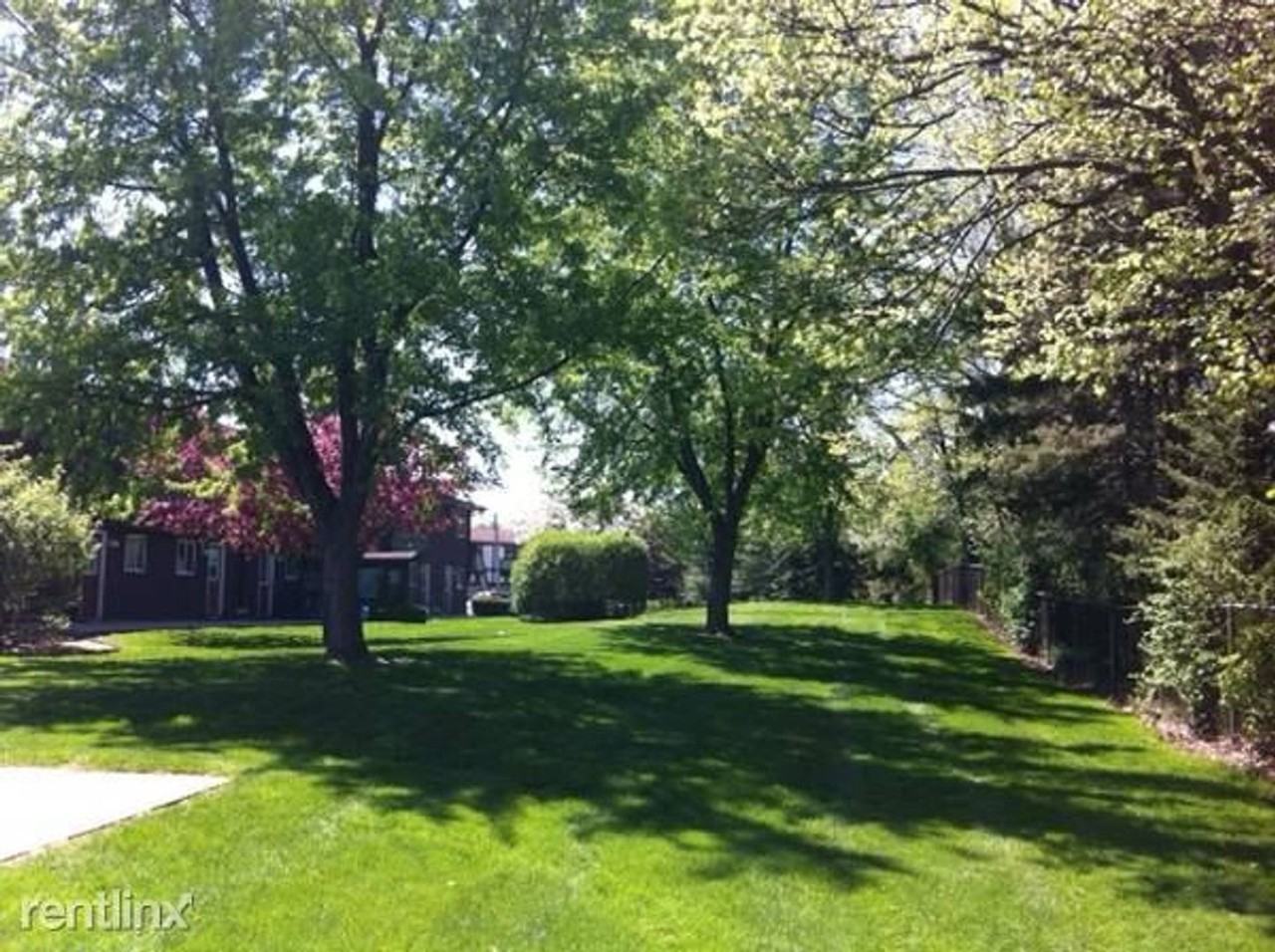 Turner Drive Apartments - Photo 4 of 9