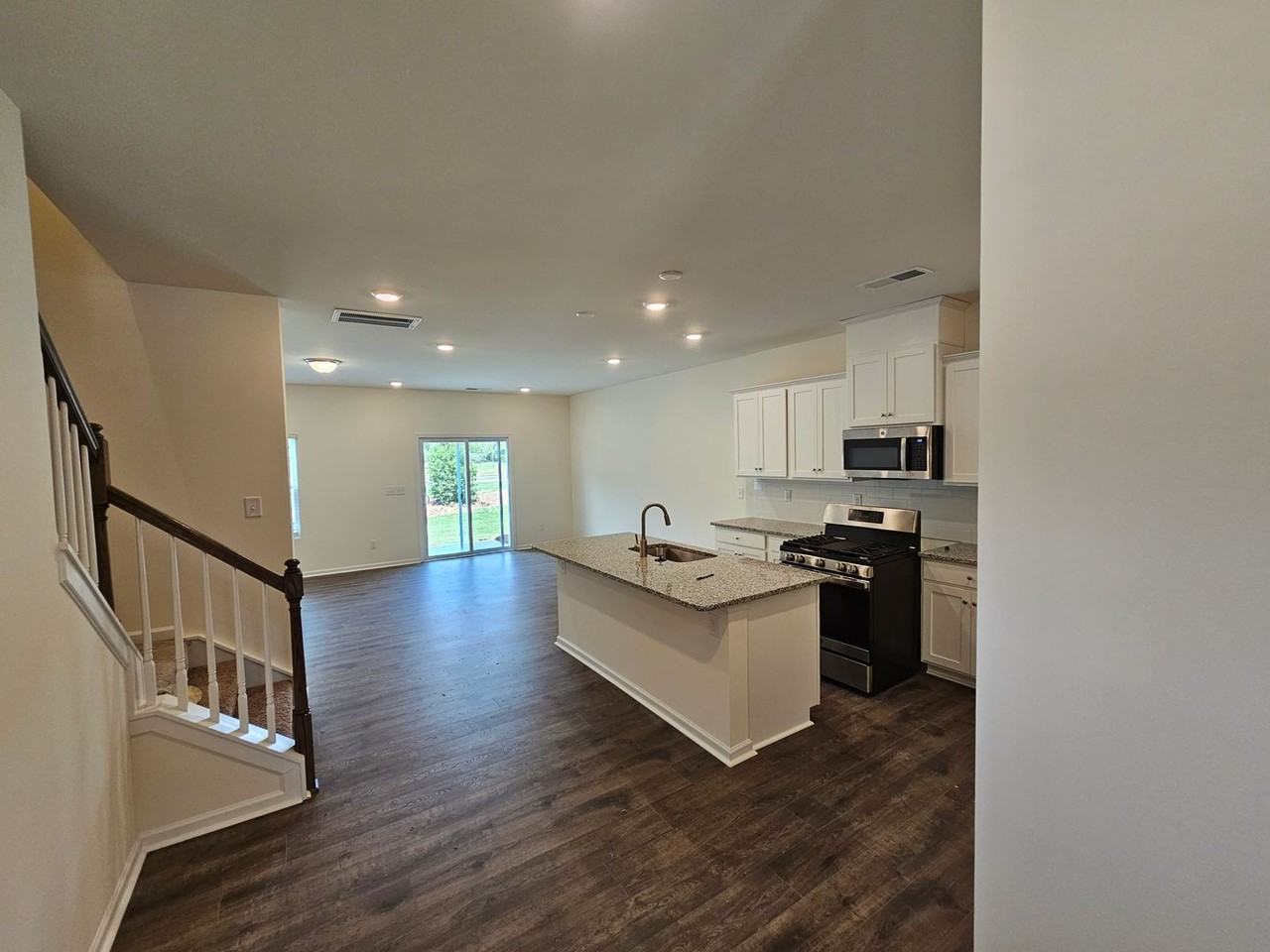 6031 Rizer Dr - Photo 7 of 17