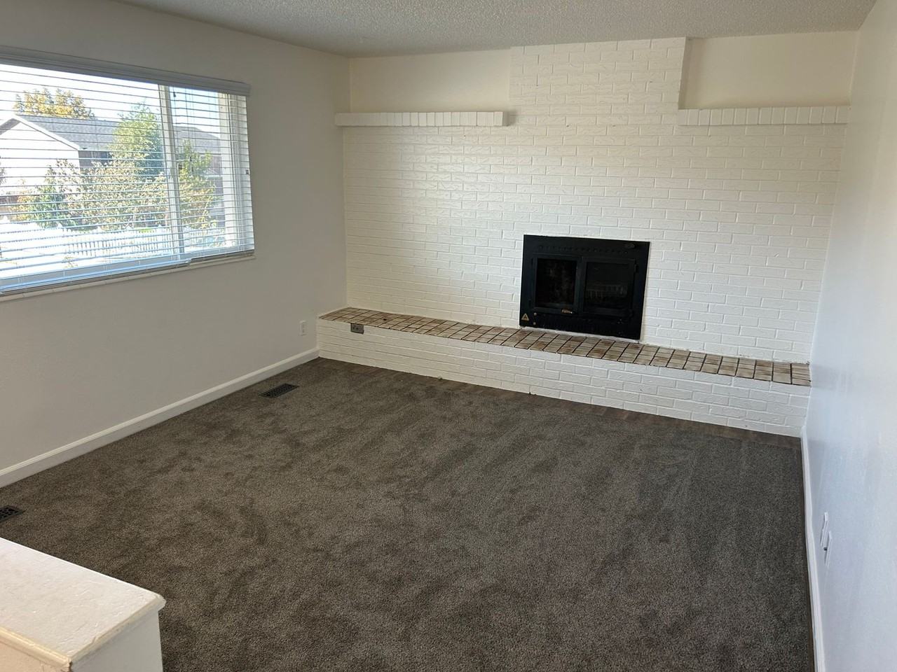 3801 S Franklin Rd - Photo 2 of 27
