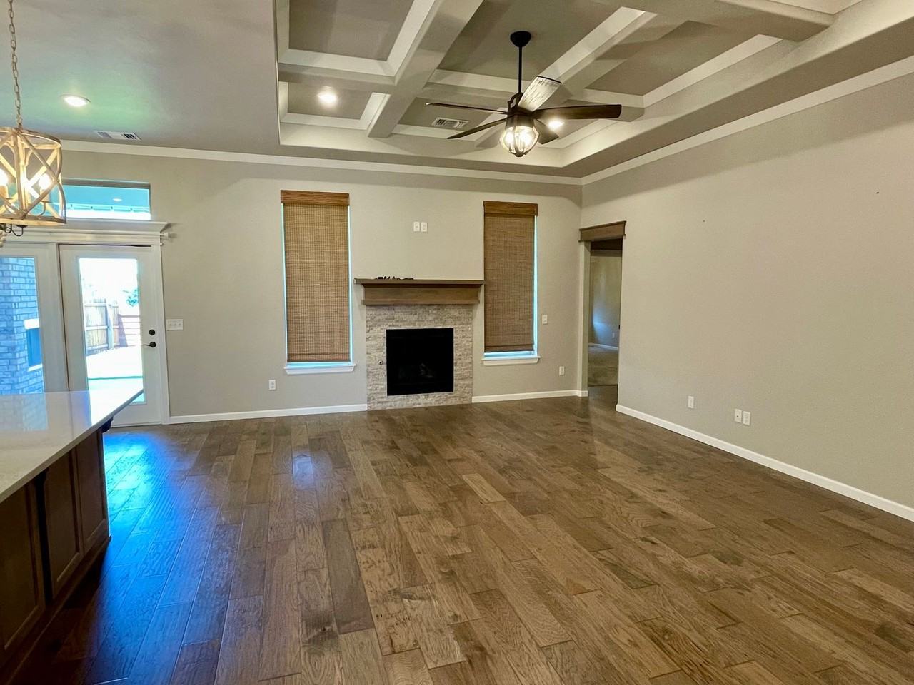 13809 Limestone Ln - Photo 3 of 20