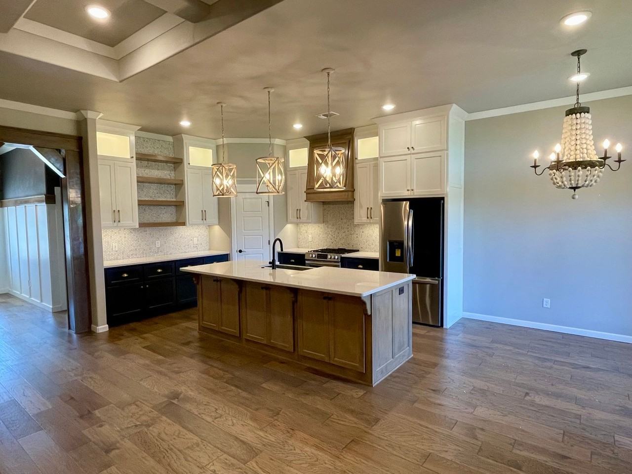 13809 Limestone Ln - Photo 4 of 20