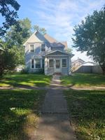 featured image of 2214 W 2nd St