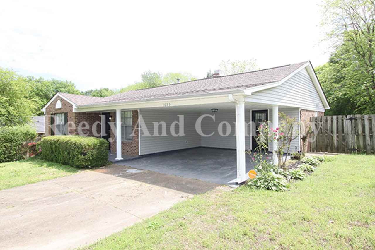 3685 Bryn Mawr Dr - Photo 2 of 22