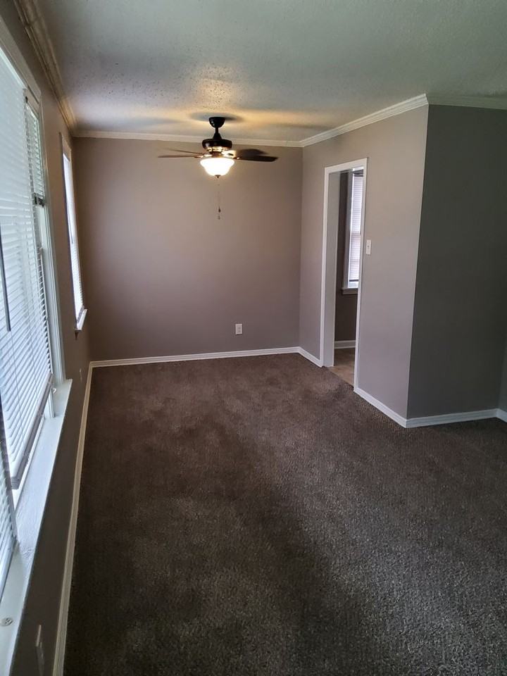 1500 E Alcy Rd - Photo 2 of 11