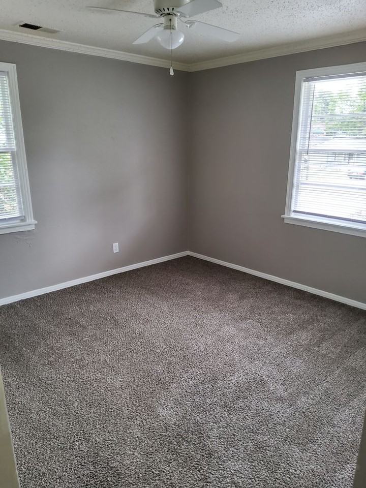 1500 E Alcy Rd - Photo 4 of 11