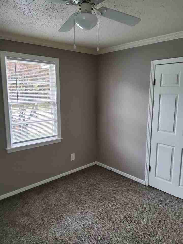 1500 E Alcy Rd - Photo 5 of 11