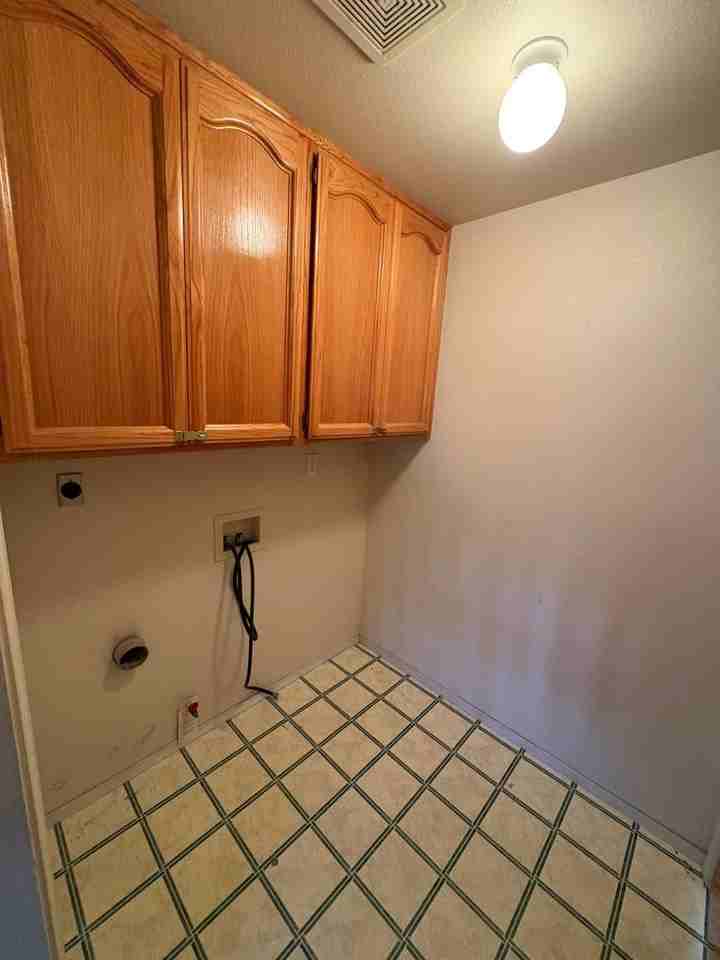 314 Virmargo St - Photo 3 of 38