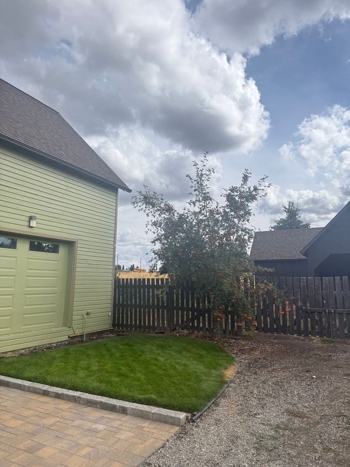 6616 E Orchard Rd - Photo 3 of 9